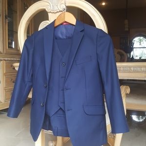 Pants, vest, and suit jacket.